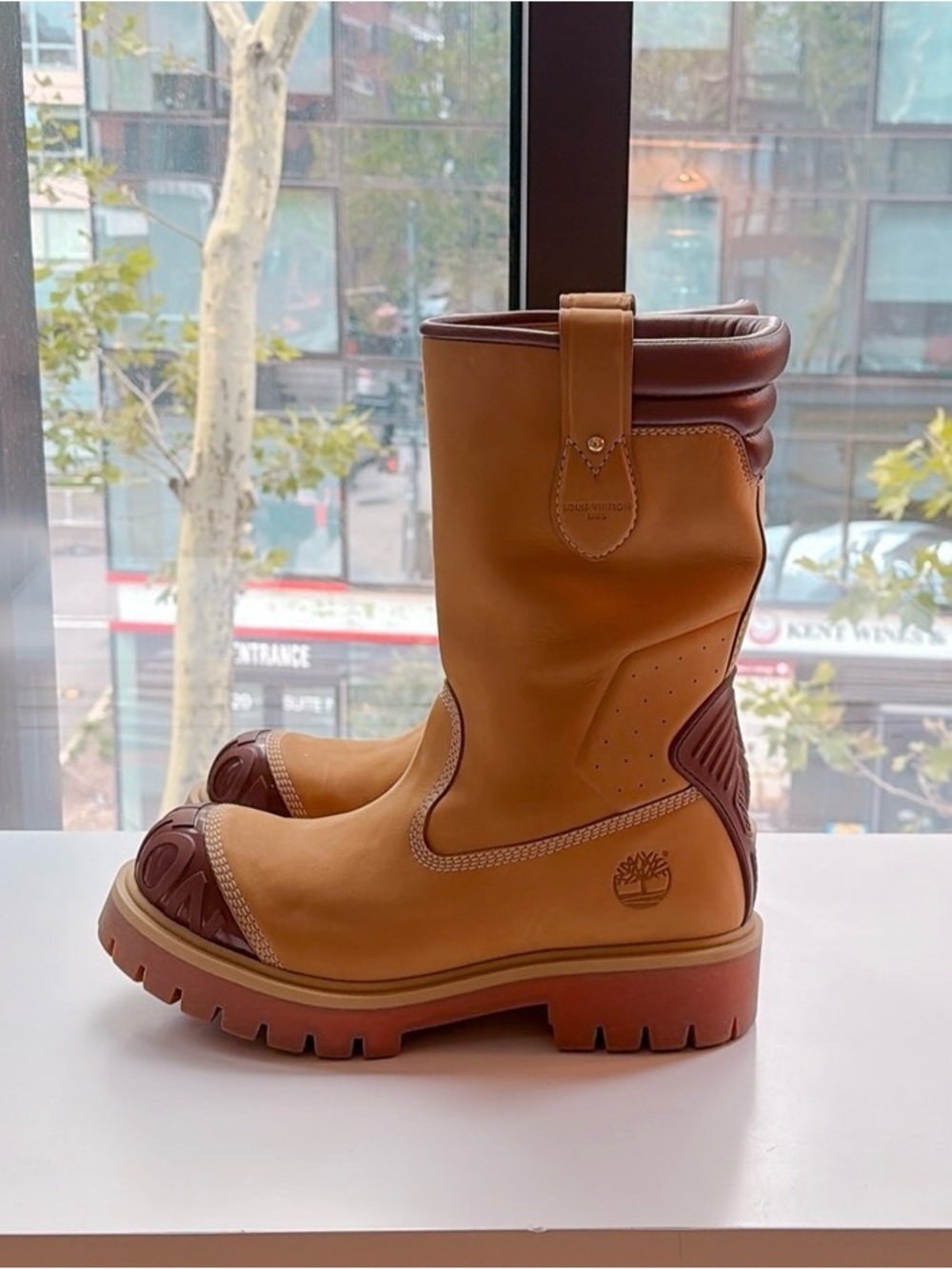 Louis Vuitton Tan and Brown Leather Mid-Calf Lug Boots NEW Size 11 - Picture 2 of 11